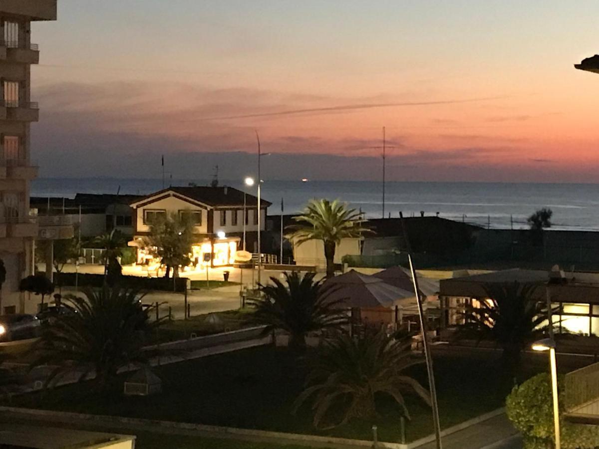 My Happy Place Lido di Camaiore Buitenkant foto